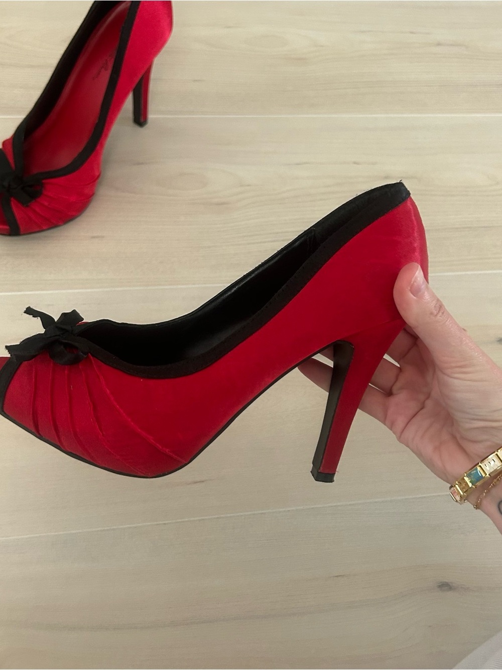 vintage red and black charlotte russe heels - Picture 2 of 9